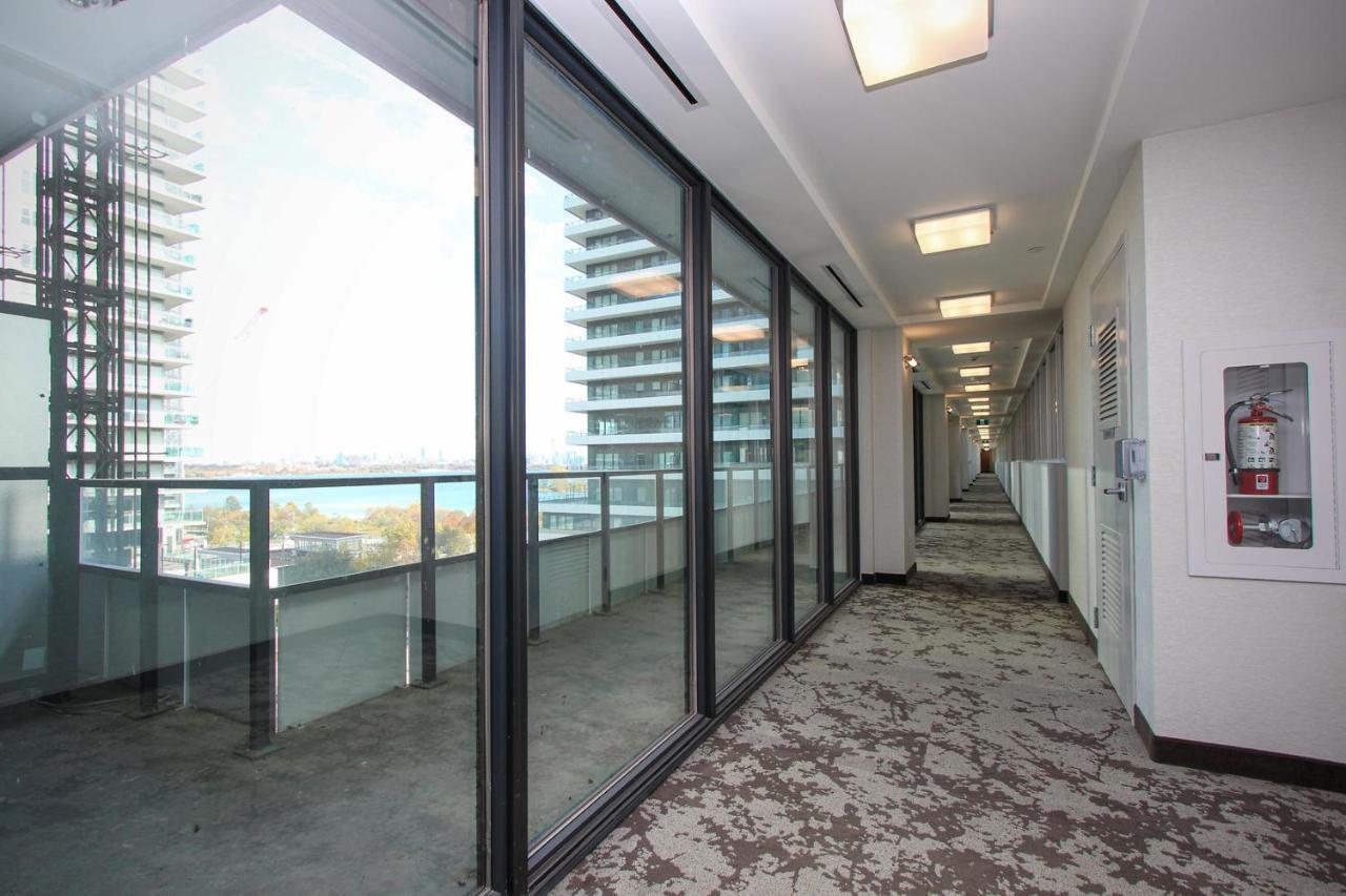 טורונטו Condo In Parklawn & Lake Shore With Free Parking Close To Airport מראה חיצוני תמונה