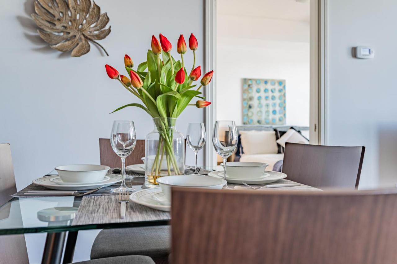 טורונטו Condo In Parklawn & Lake Shore With Free Parking Close To Airport מראה חיצוני תמונה
