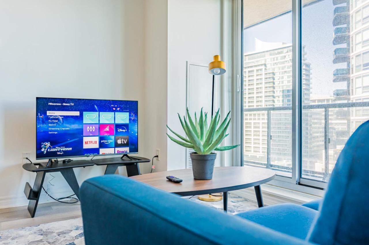 טורונטו Condo In Parklawn & Lake Shore With Free Parking Close To Airport מראה חיצוני תמונה